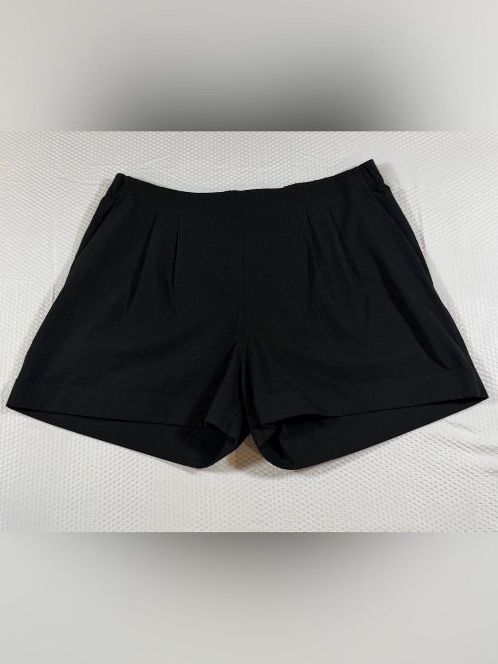 Lululemon Practical Play Short 3.5” Black Women’s Size 10 Pleated W7BF4S